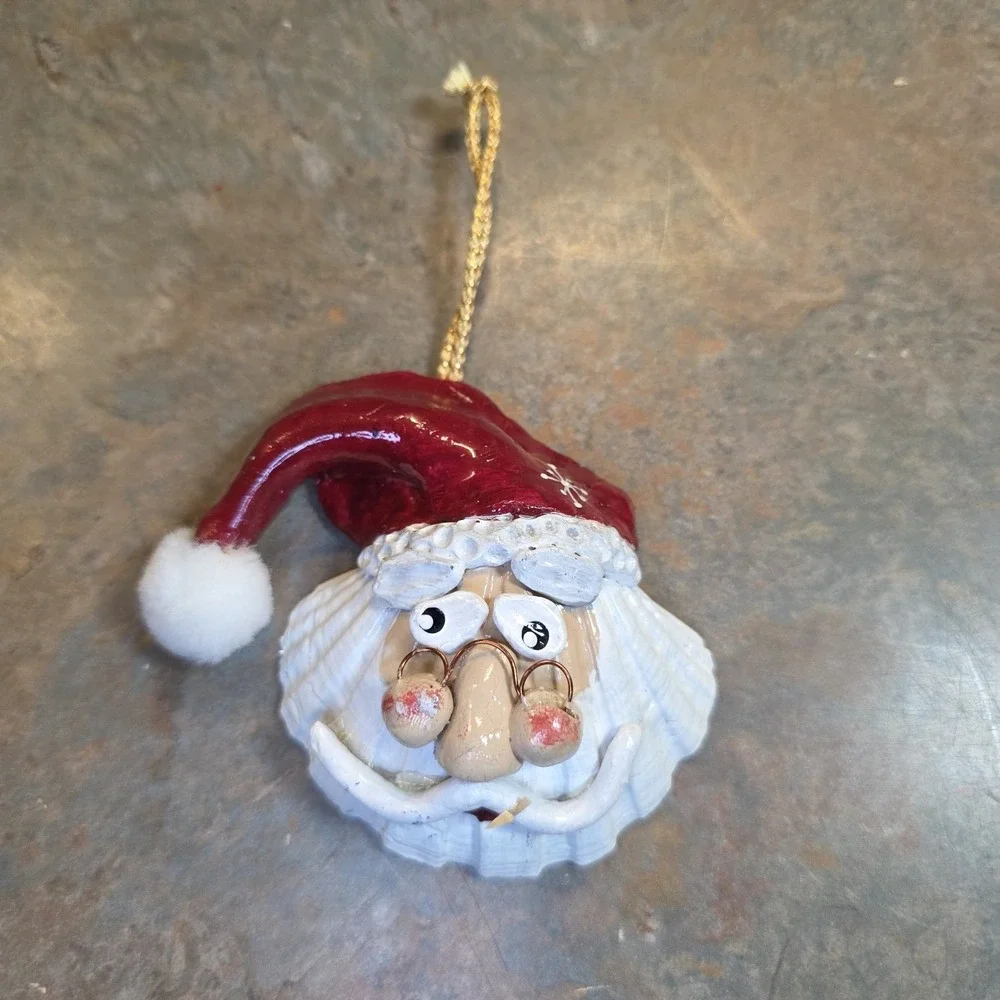 Christmas Shell Santa Ornaments Handmade Santa Face Hat Glasses Collectable VTG